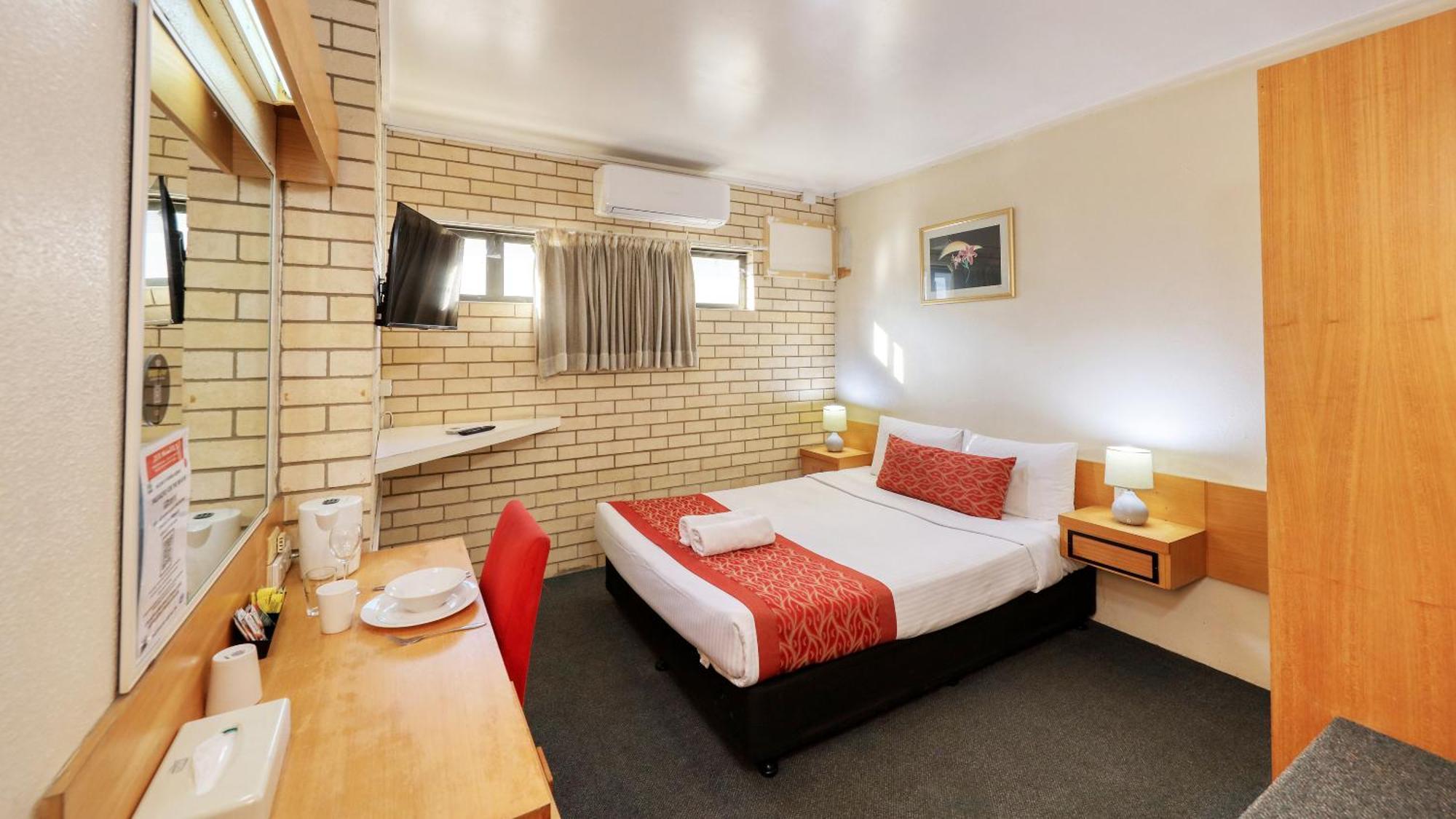 Tropical Gateway Motor Inn Rockhampton Bagian luar foto